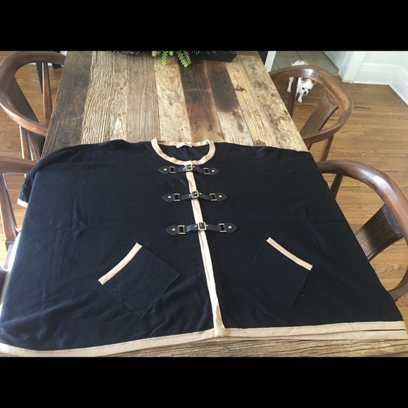 Cute throw over top great with boots - Picture 2 of 5